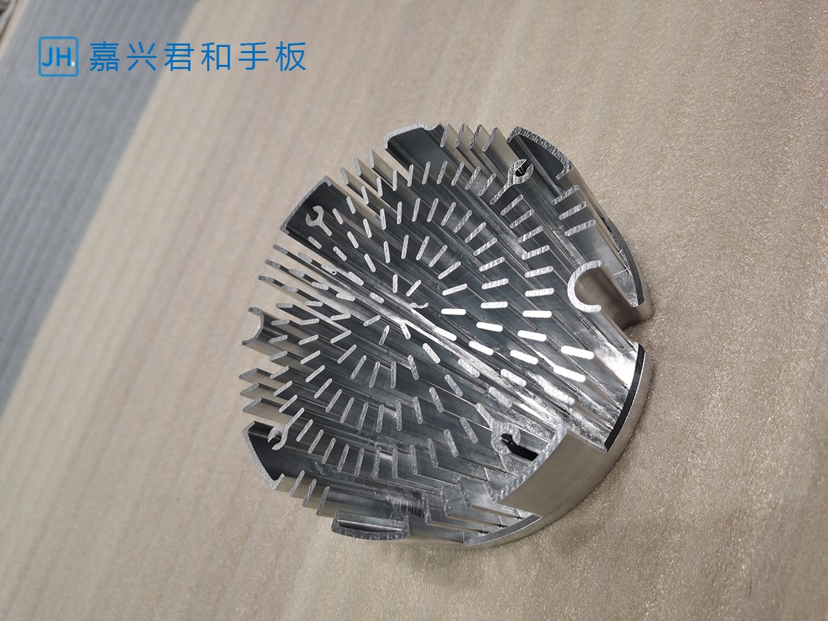 铝合金散热器加工